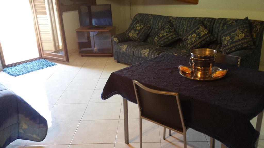 B&B Suite Viagrande Værelse billede